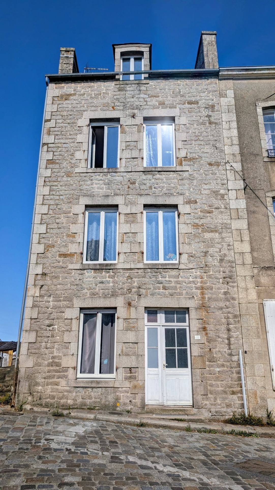 Immeuble de 4 appartements - 75m2 Dinan Centre