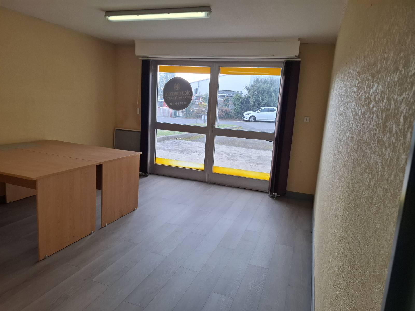 Local professionnel à vendre
