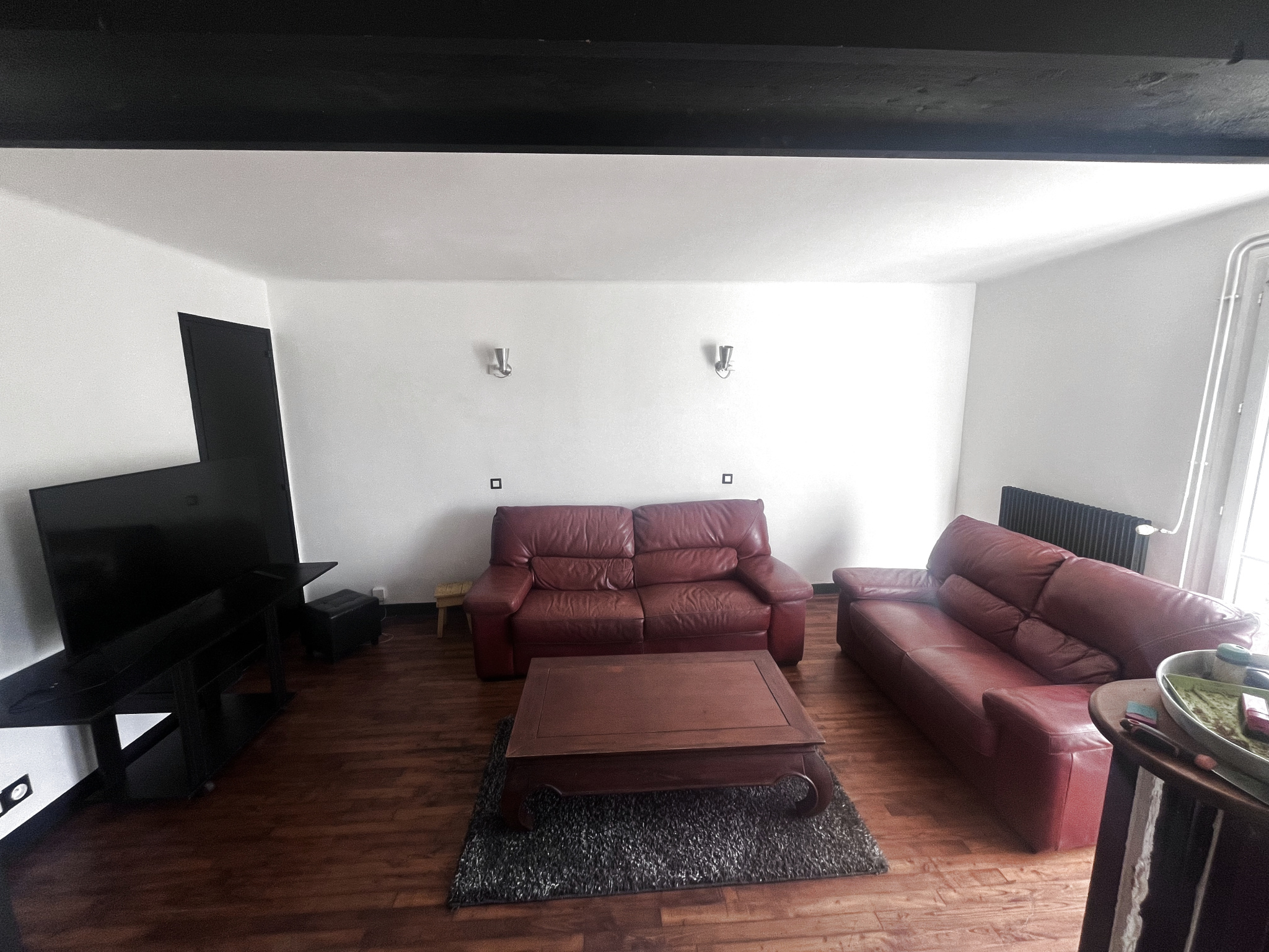 EXCUSIVITE. Appartement 2 chambres lumineux avec balcon, terrasse et jardin