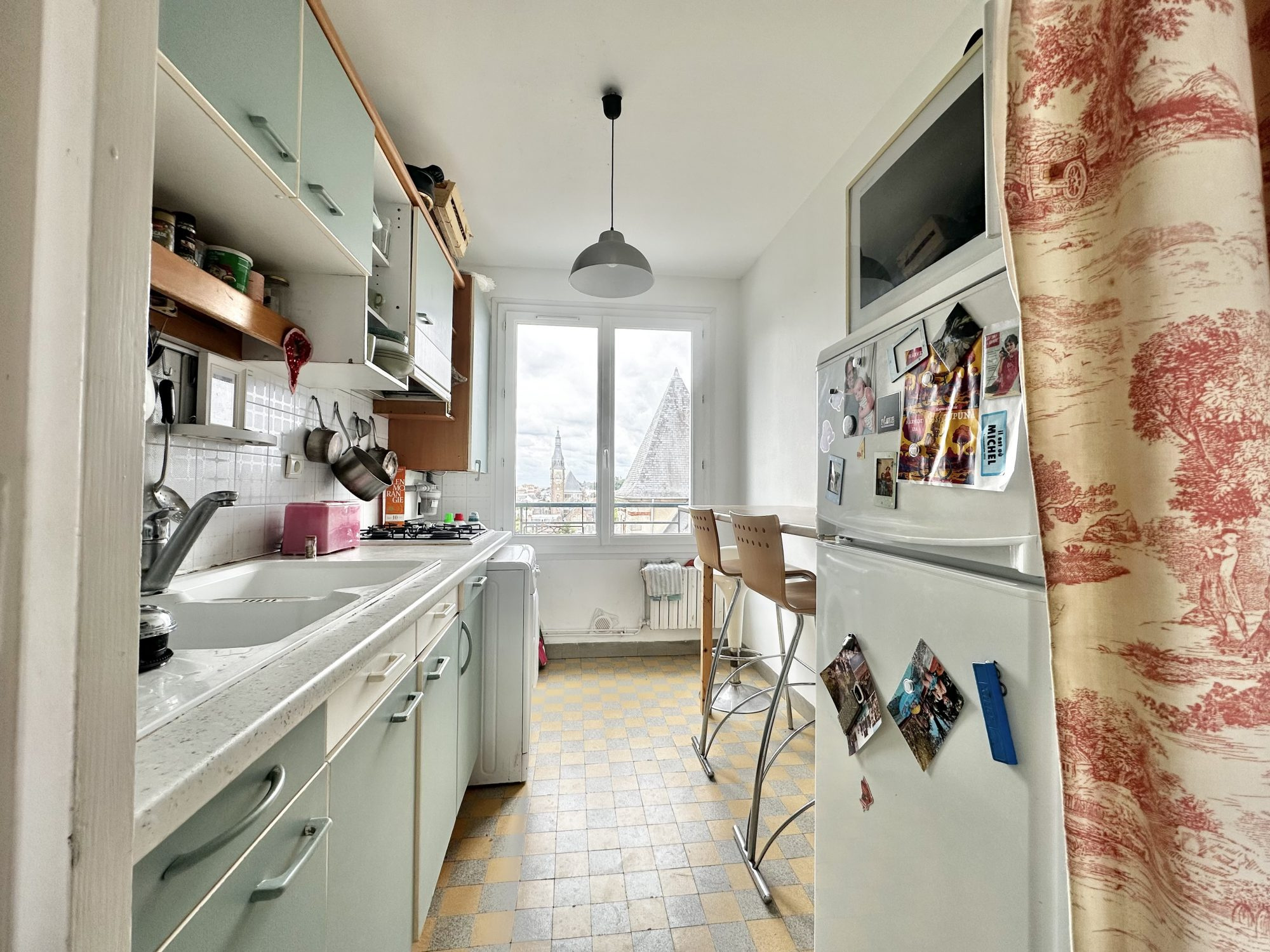APPARTEMENT 4 PIÈCES DE 60M2