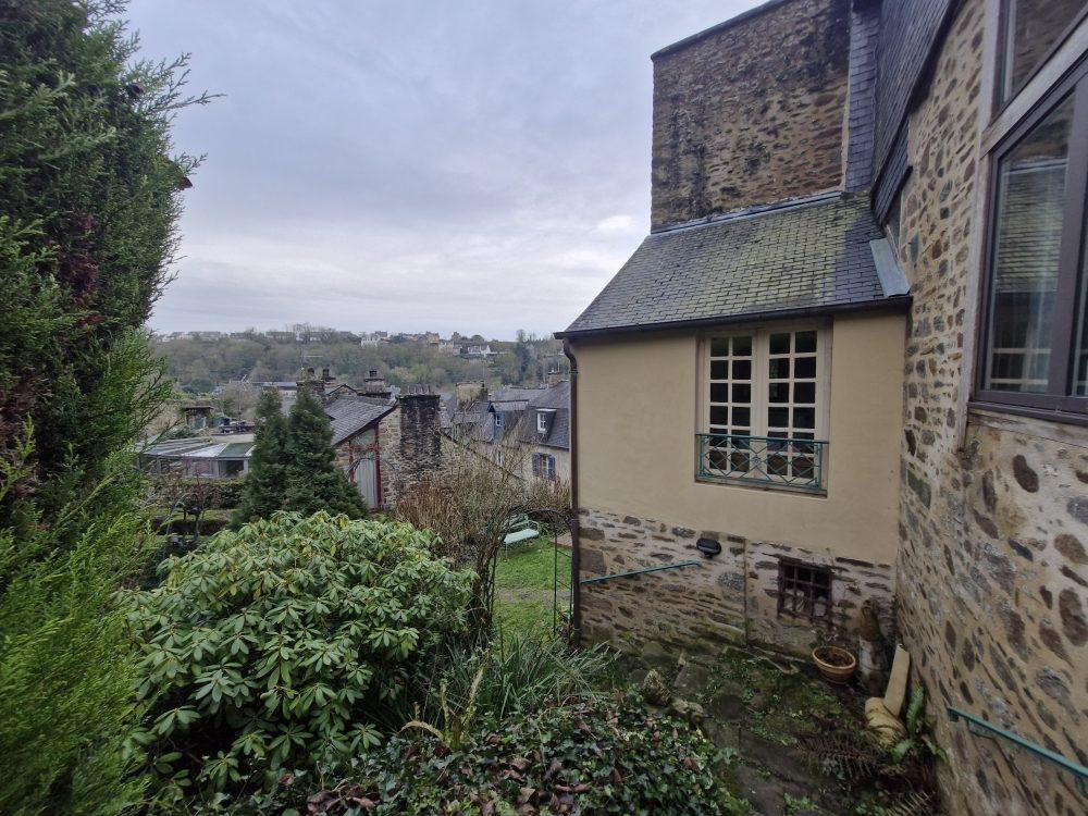 Au coeur de Dinan et proche du port